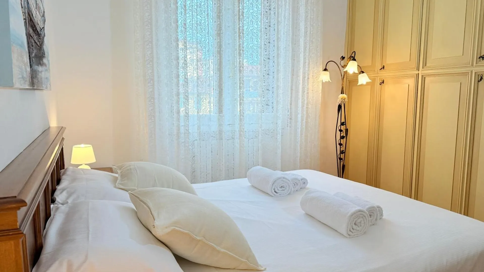 Florence San Jacopino Suite Homestay